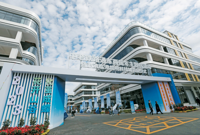 劉洪建:當好全省經濟社會發展排頭兵